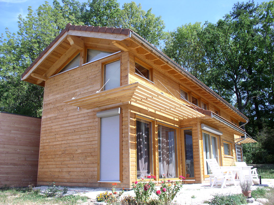 maison ossature-bois-Belledonne - bioclimatisme et pares-soleil